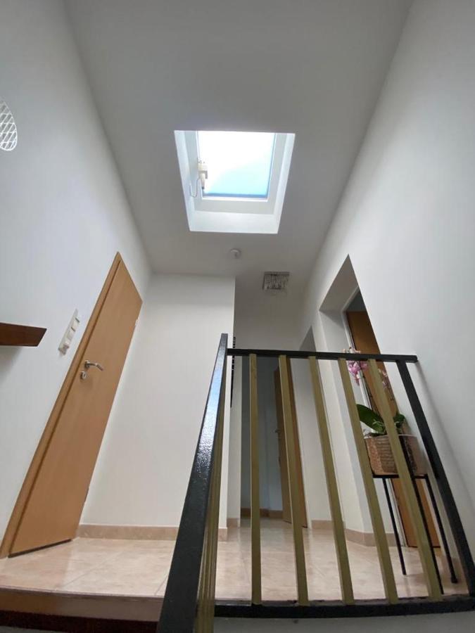 Schoenes Zimmer Im Charmanten Haus Berlin Luaran gambar